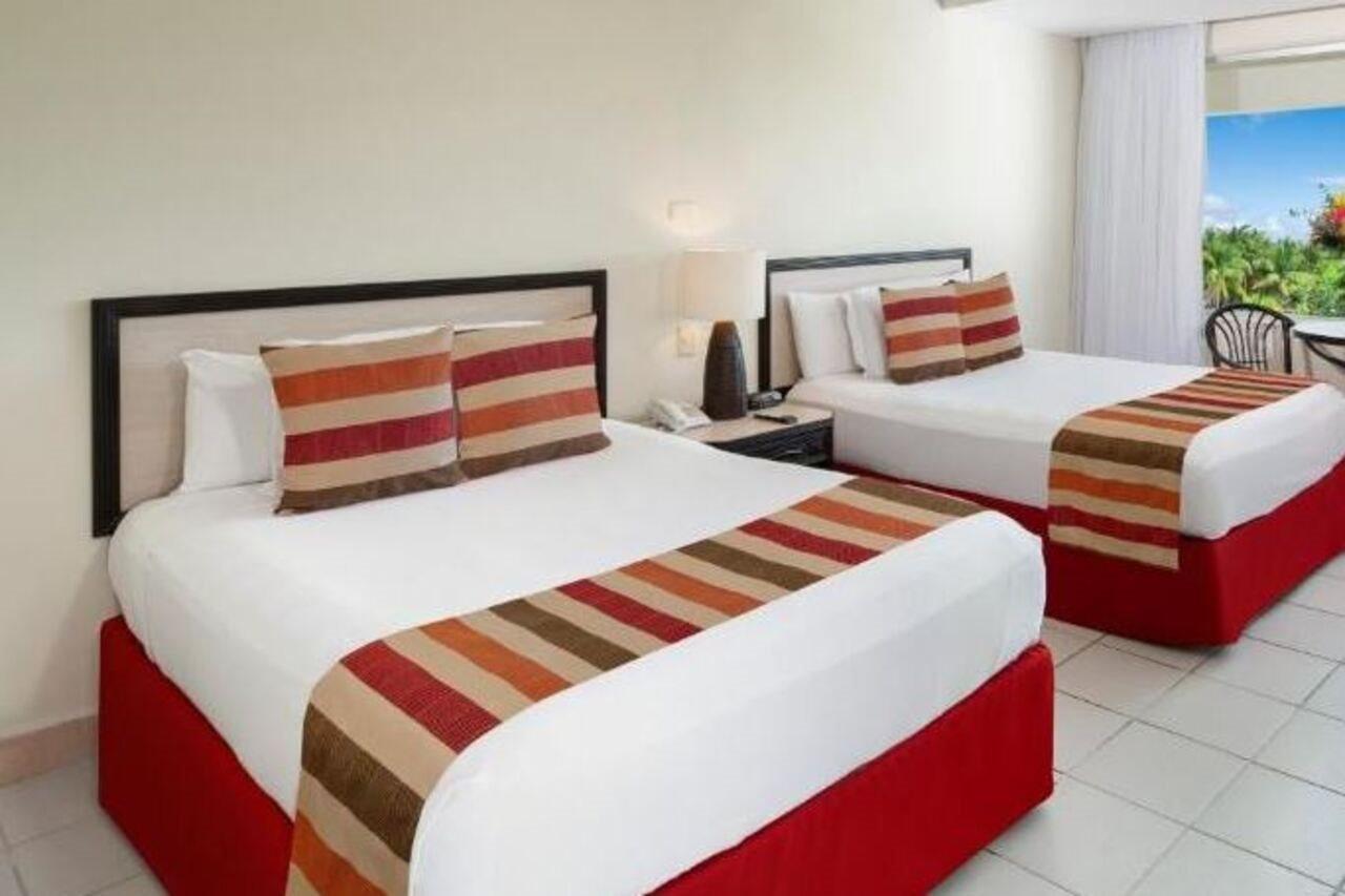 Oasis Palm Hotell Cancún Eksteriør bilde