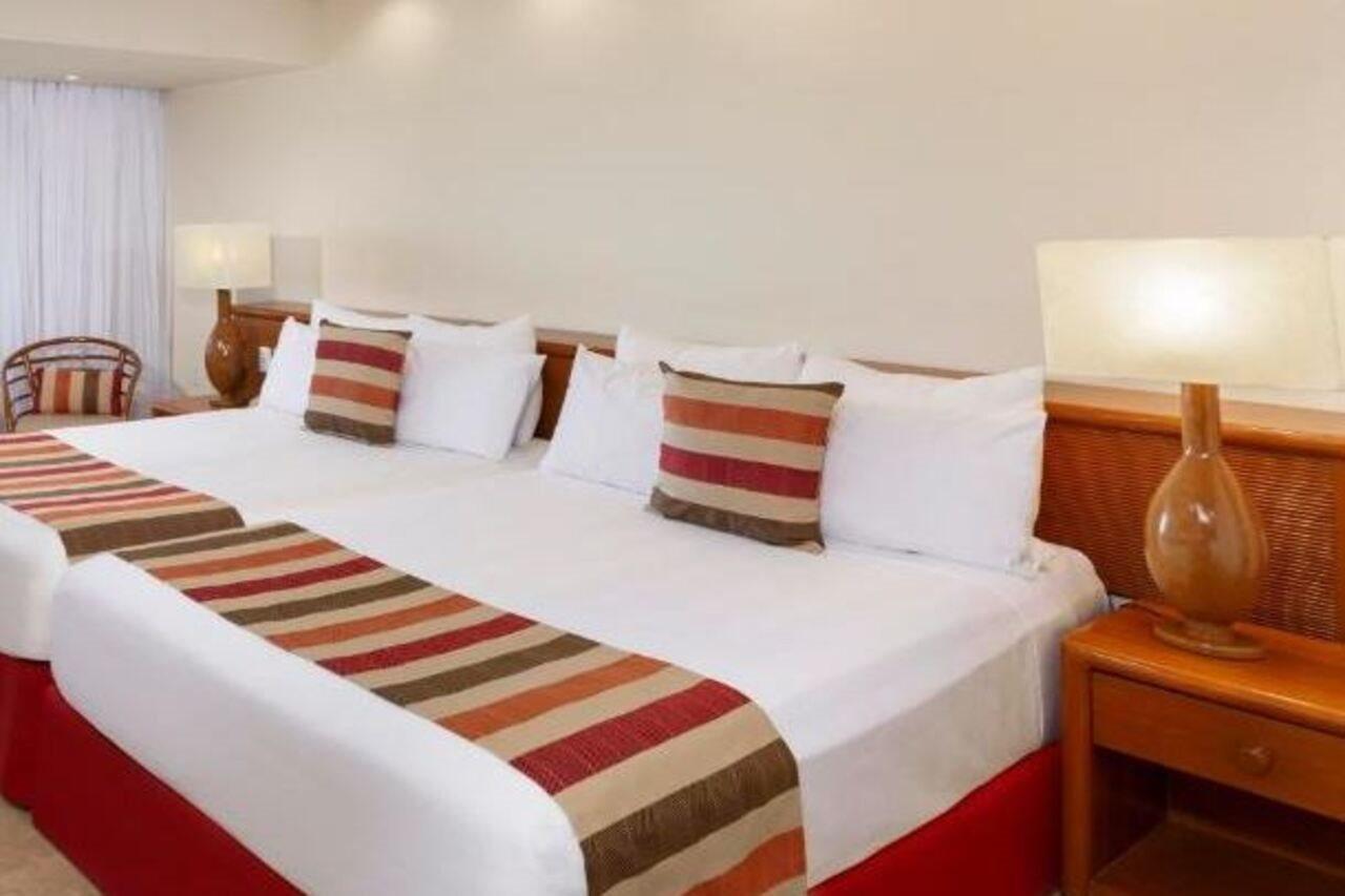 Oasis Palm Hotell Cancún Eksteriør bilde