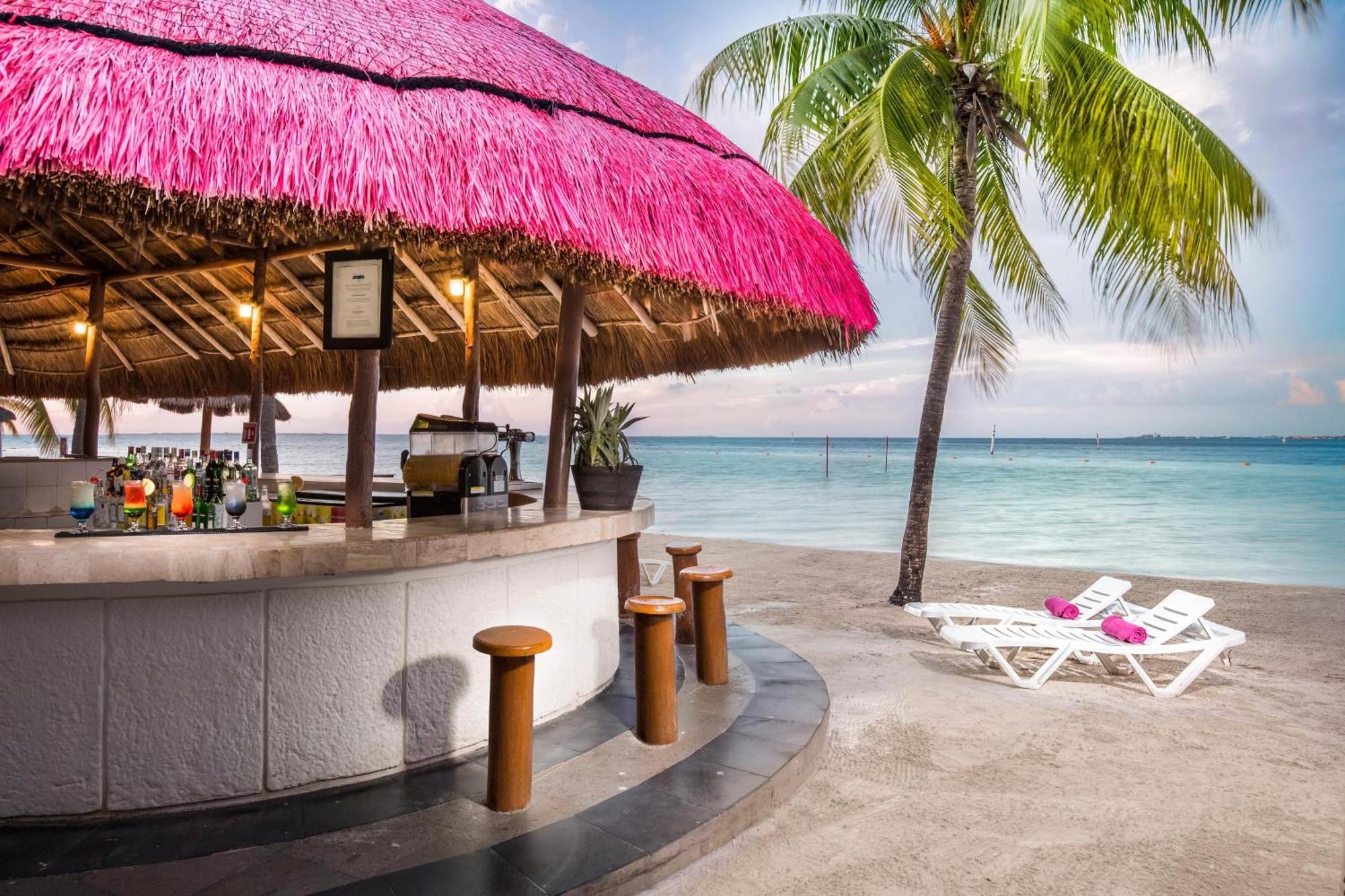 Oasis Palm Hotell Cancún Eksteriør bilde